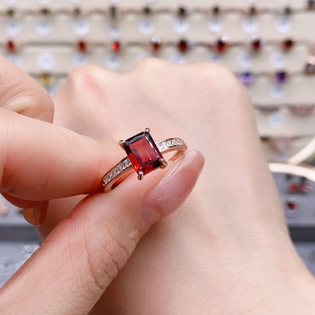 石榴石戒指银S925镶嵌戒指