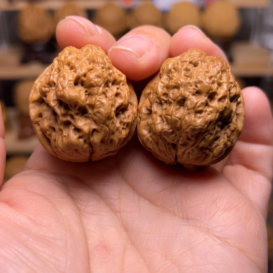 文玩核桃把件50w九龙疙瘩包35尺