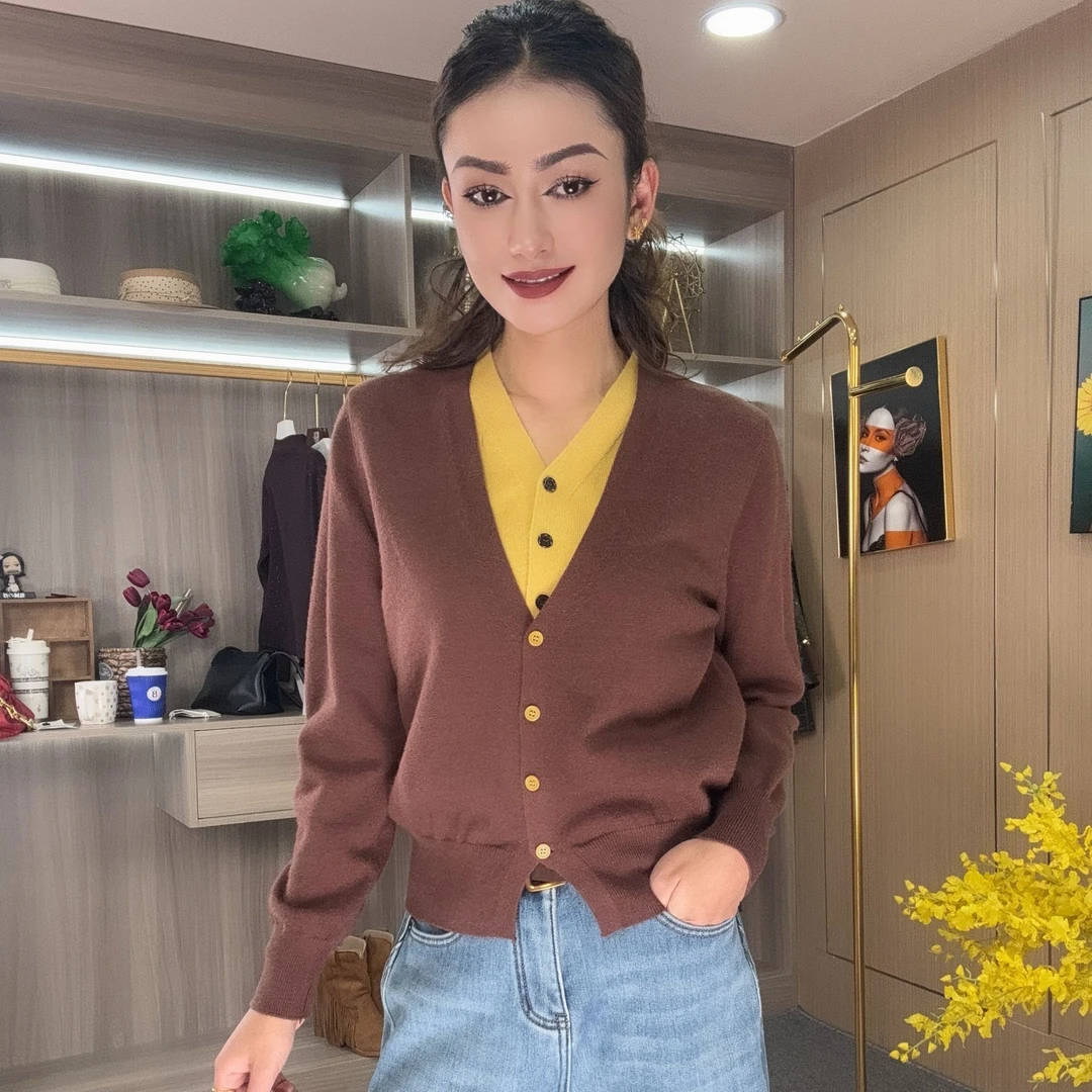 针织V领不易变形宽松型毛针织衫网红秋季时尚假两件