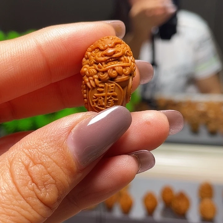 橄榄核吊坠橄榄核