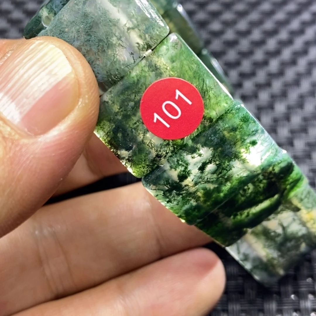 用***狼玛瑙/玉髓未镶嵌颈饰