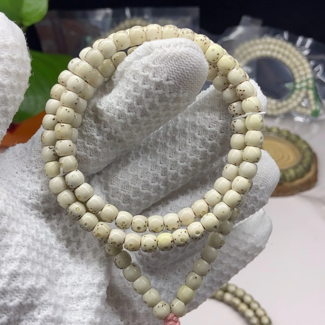 吊坠星月菩提噗****ht2aaaaaaaaa