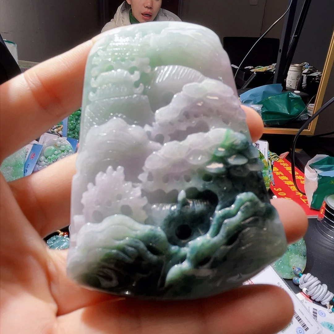 颈饰未镶嵌翡翠一