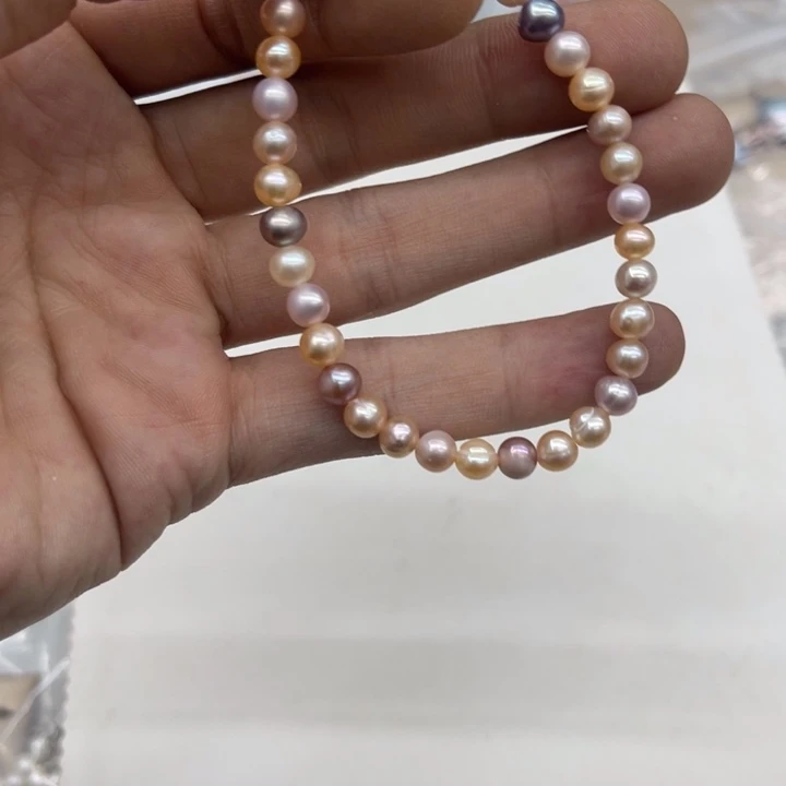 颈饰未镶嵌淡水珍珠1952