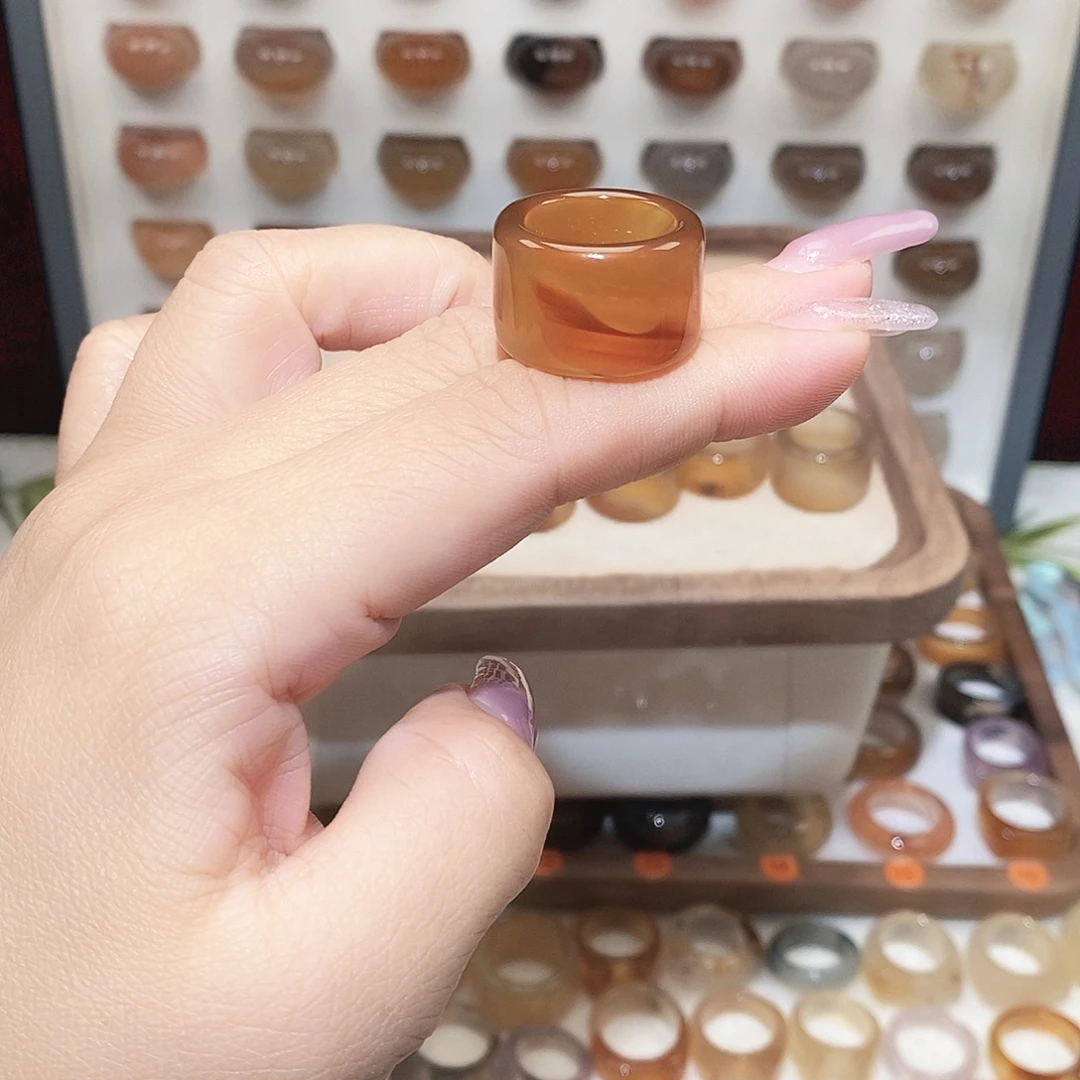 兰***.玛瑙/玉髓未镶嵌戒指港12