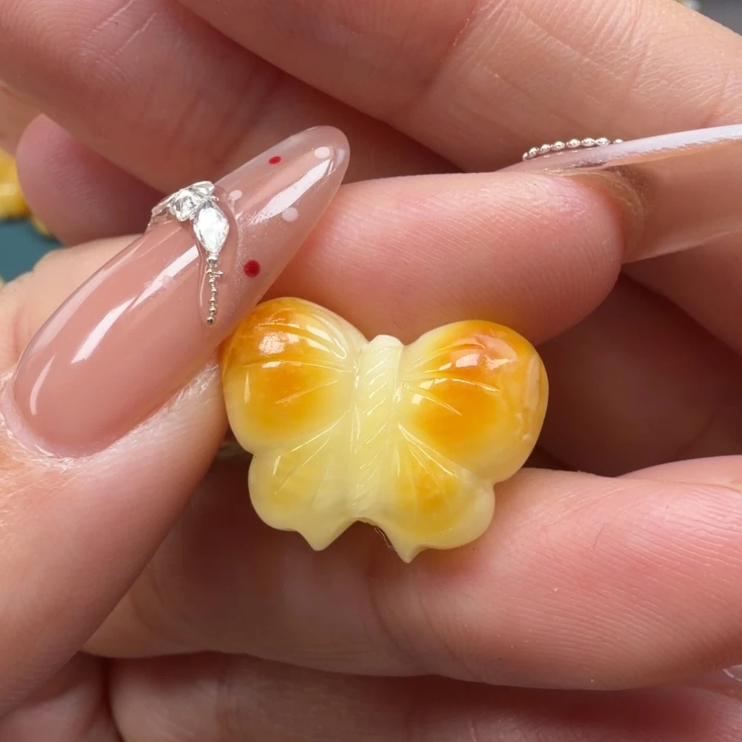 琥珀未镶嵌裸石蜜蜡