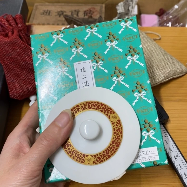 瓷片哈中古工艺品一件