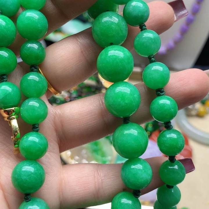 翡翠颈饰未镶嵌吊坠