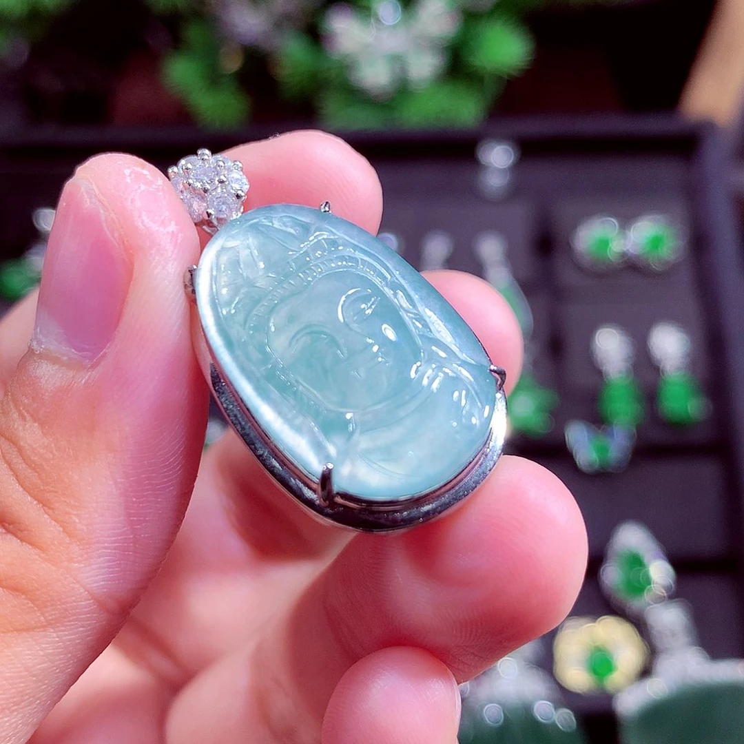 颈饰未镶嵌翡翠天然