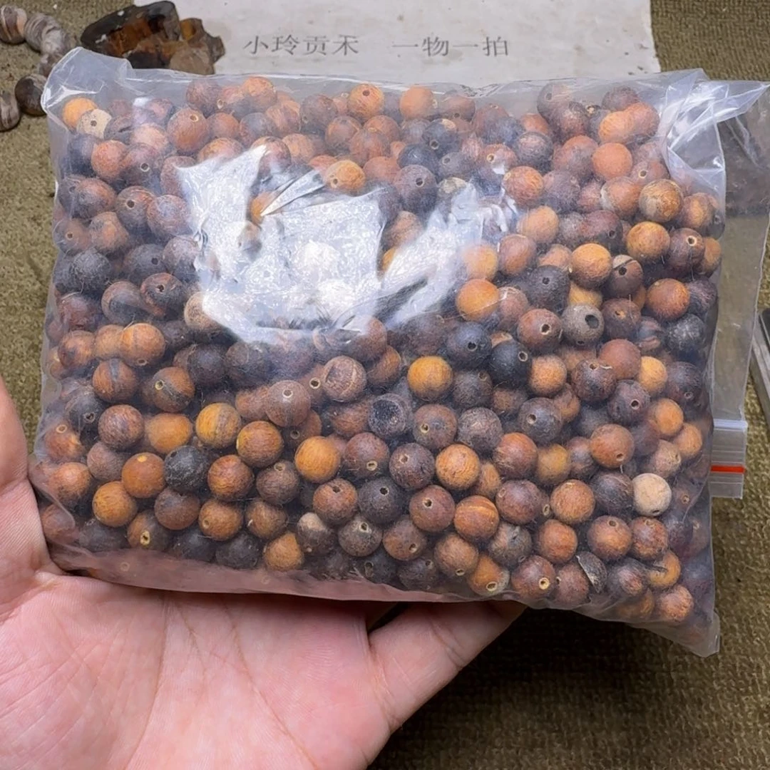 山***猪贡木手串/手链瑕疵0.8圆370克