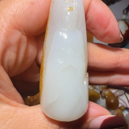 用***1和田玉未镶嵌颈饰