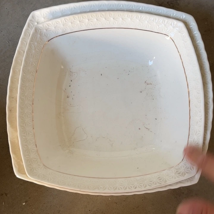 碟微瑕介意勿拍……2个