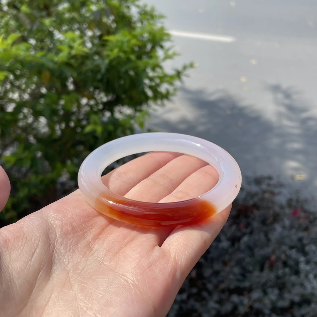 圈口56+圆条飞碟一口糖飘沙有晶体扣手介意勿拍-玛瑙