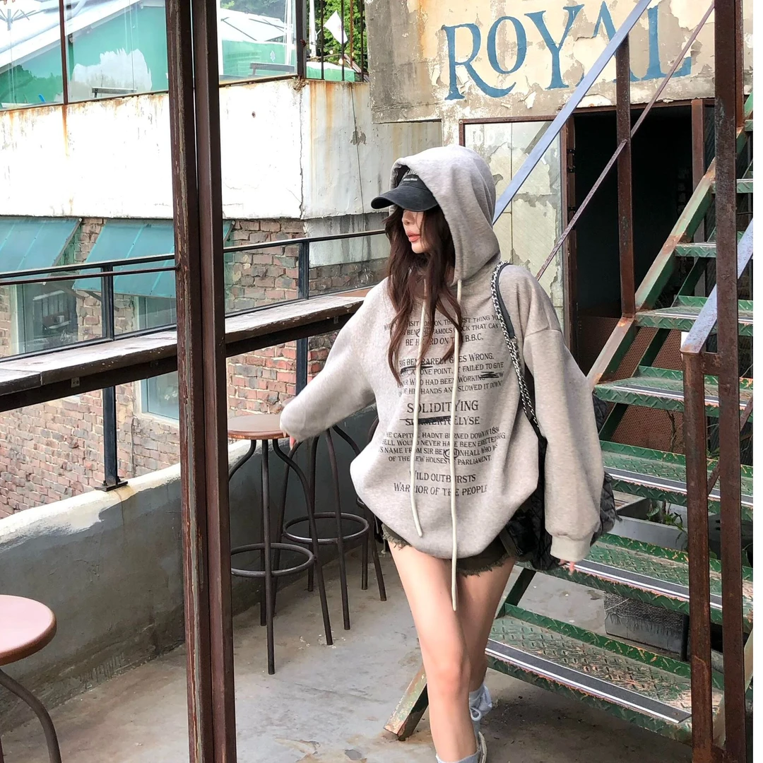 休闲宽松型印花卫衣慵懒风连帽薄款设计感2025新款早秋流行韩版潮