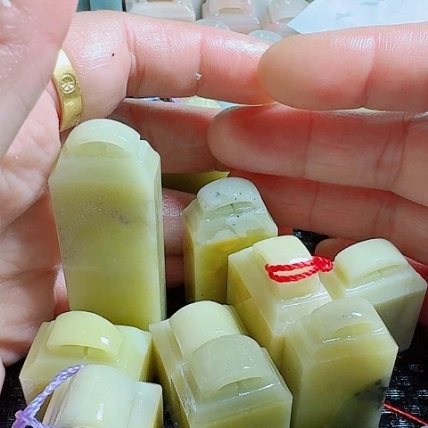 老挝石闪****吧真真正正章