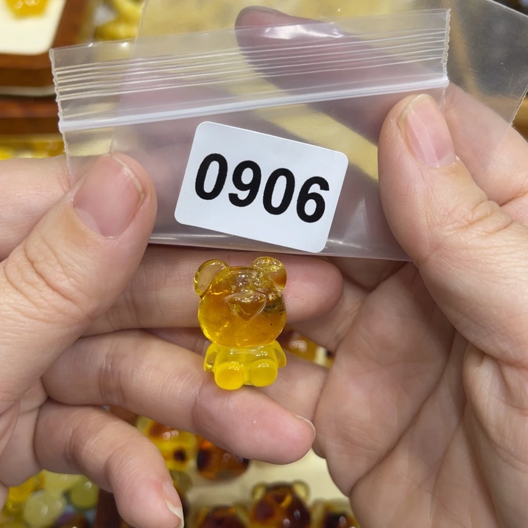 琥珀珠宝奇石未镶嵌