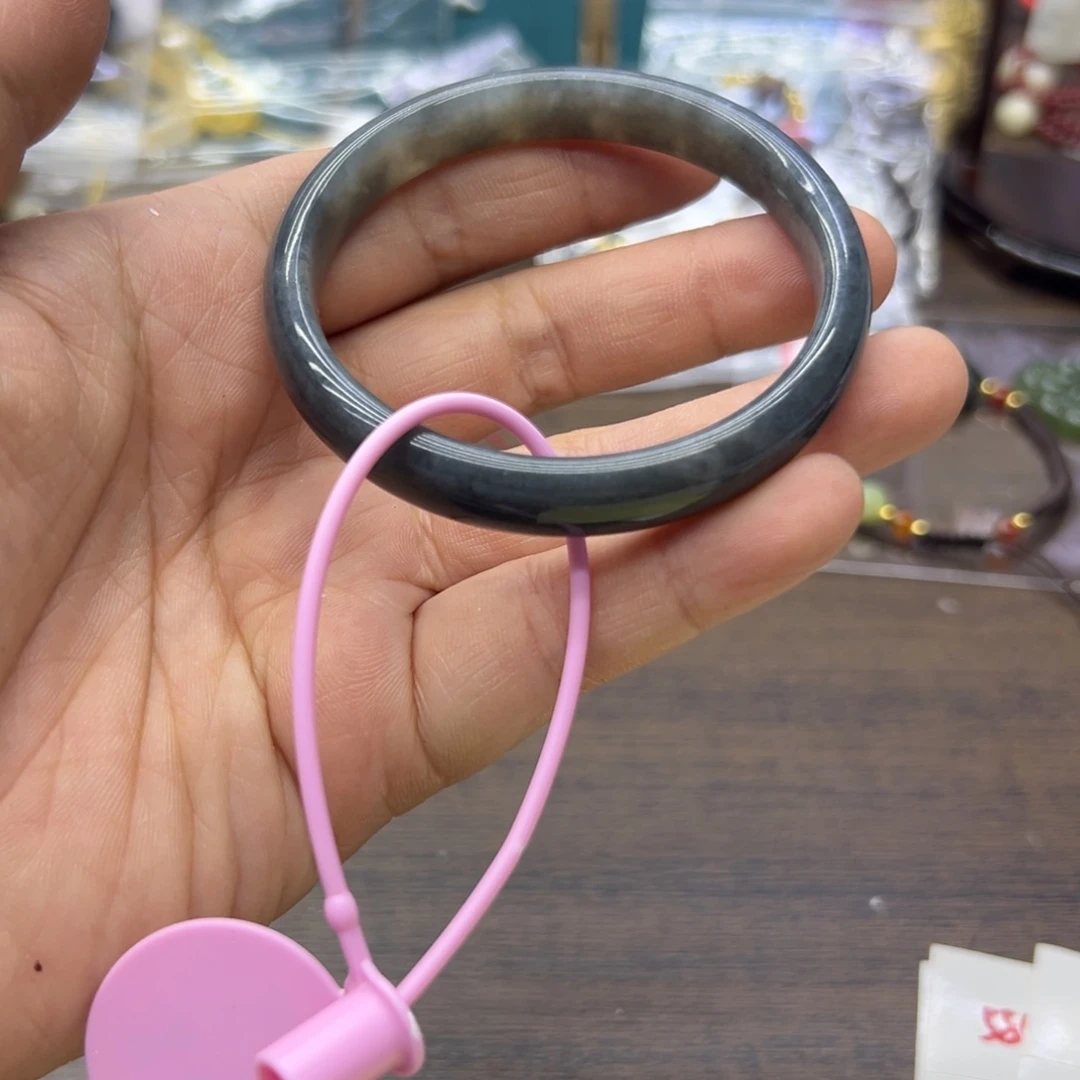 和田玉未镶嵌手镯55.8圈围485