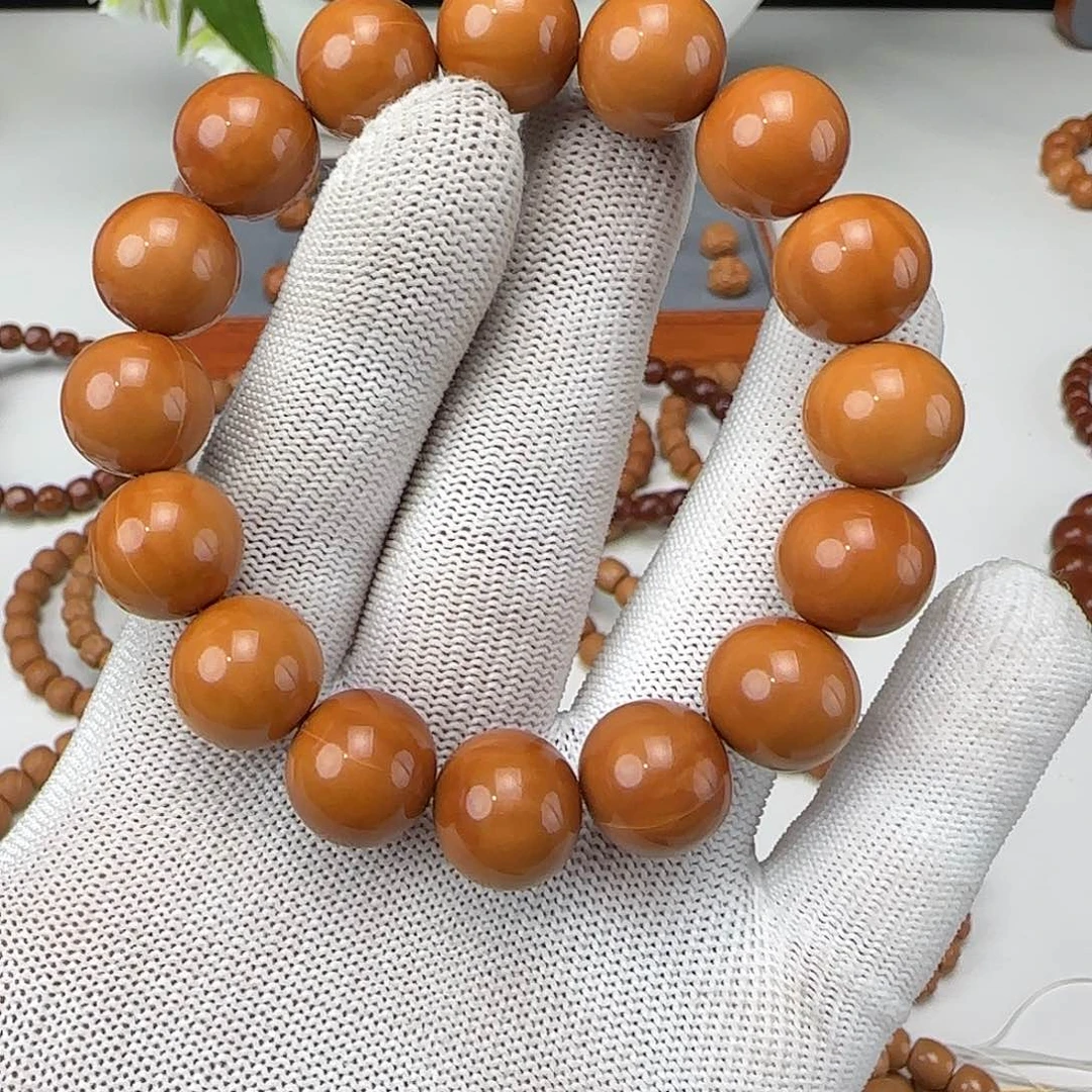 文玩核桃吊坠正圆