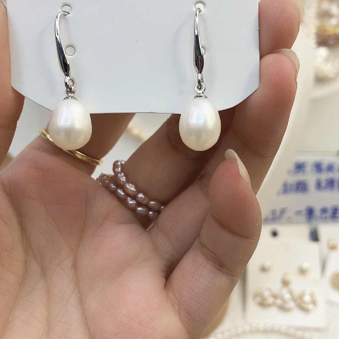 淡水珍珠颈饰钛钢