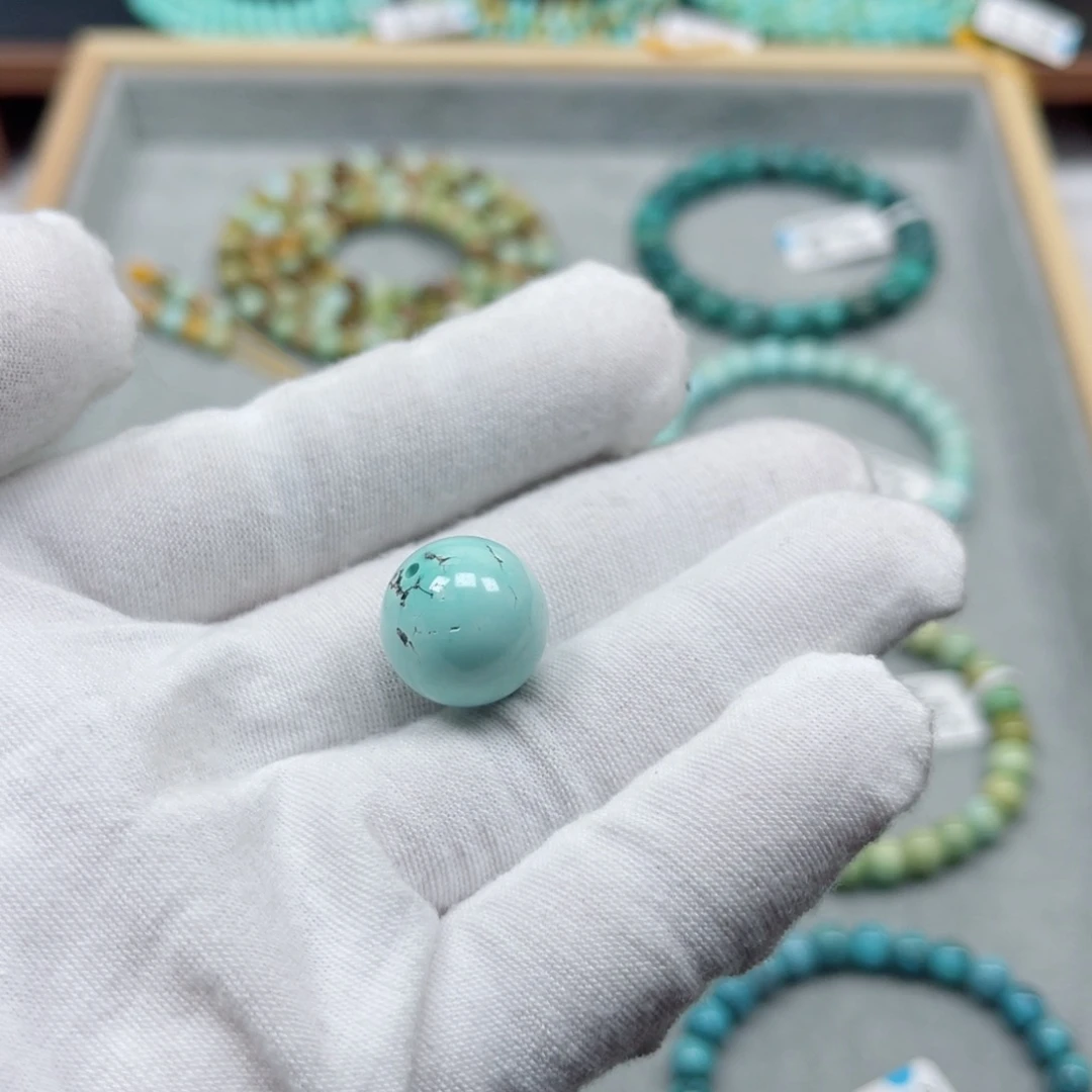 绿松石未镶嵌挂件