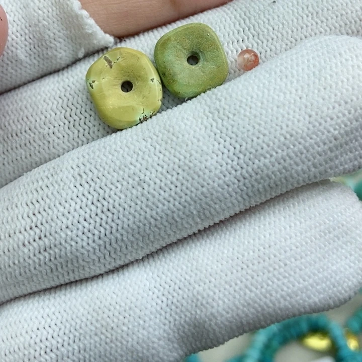 南红玛瑙未镶嵌珠宝奇石