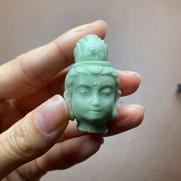 独山玉未镶嵌颈饰