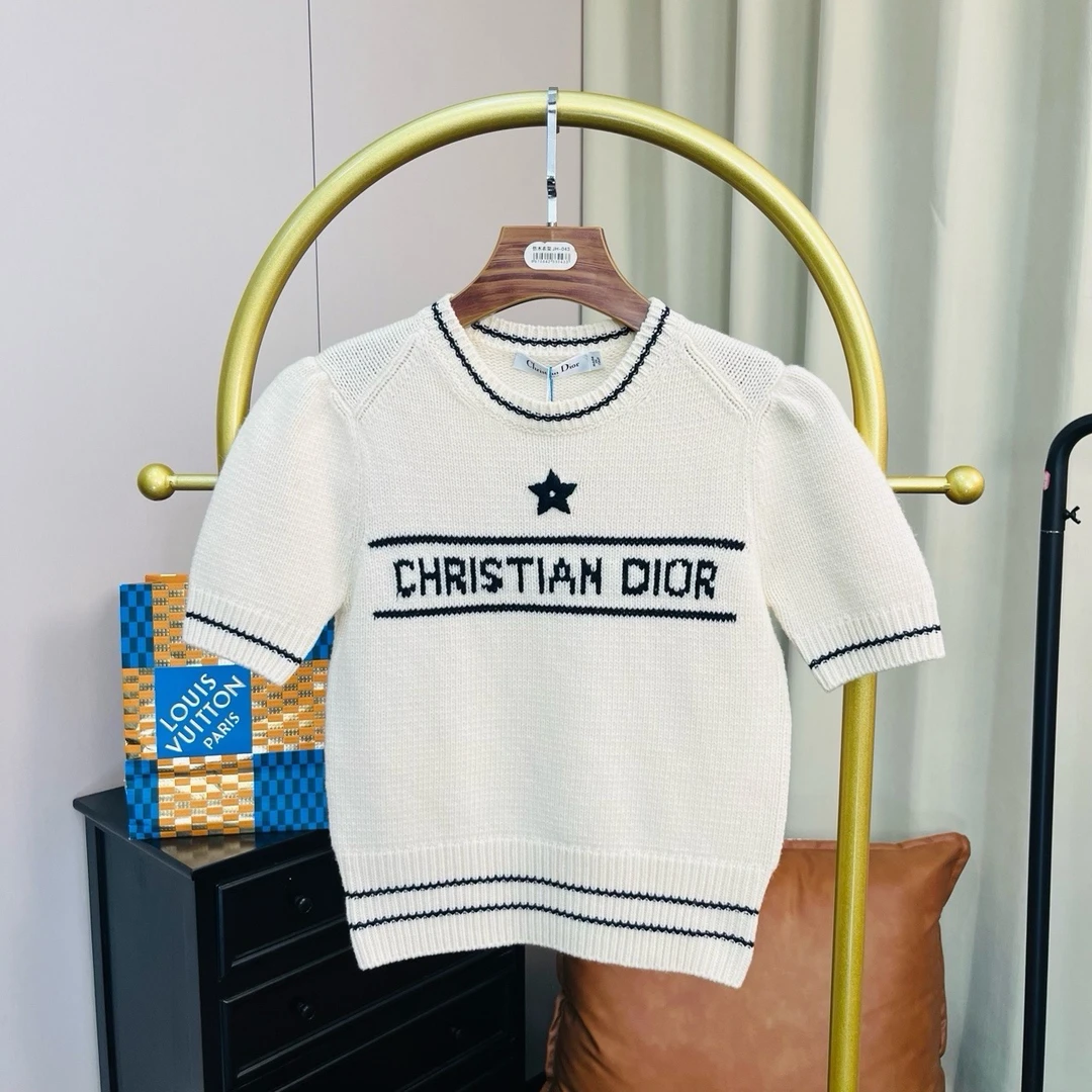 99新 DIOR/迪奥 白色五芒星短袖 36码 99新