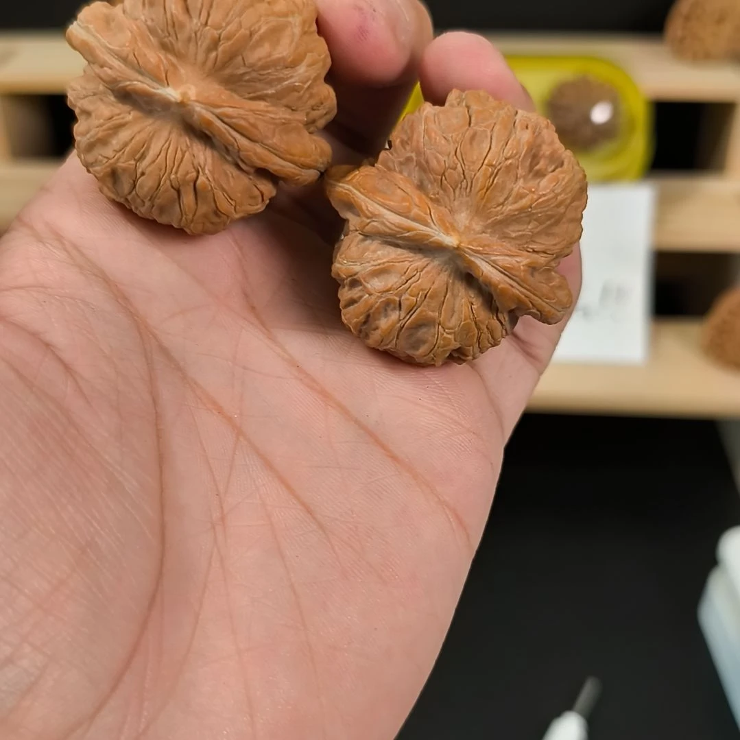 简***单吊坠文玩核桃元宝有黄印