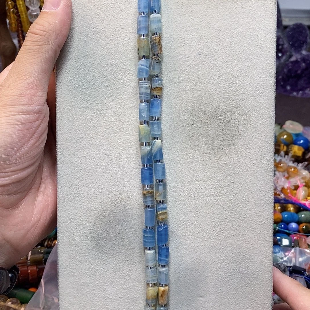 石英质玉未镶嵌，蓝方解柱子7mm，半条，