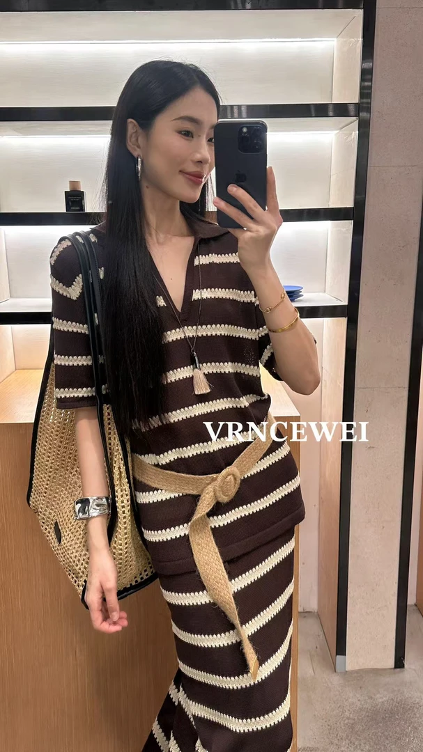 polo领条纹！显瘦针织衫（657R9981#）VRNCEWEI