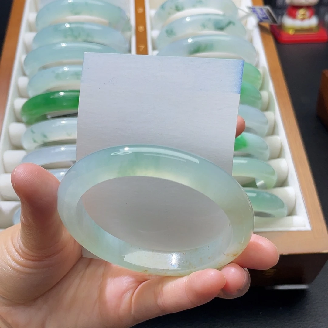 翡翠未镶嵌手镯55冰晴绿