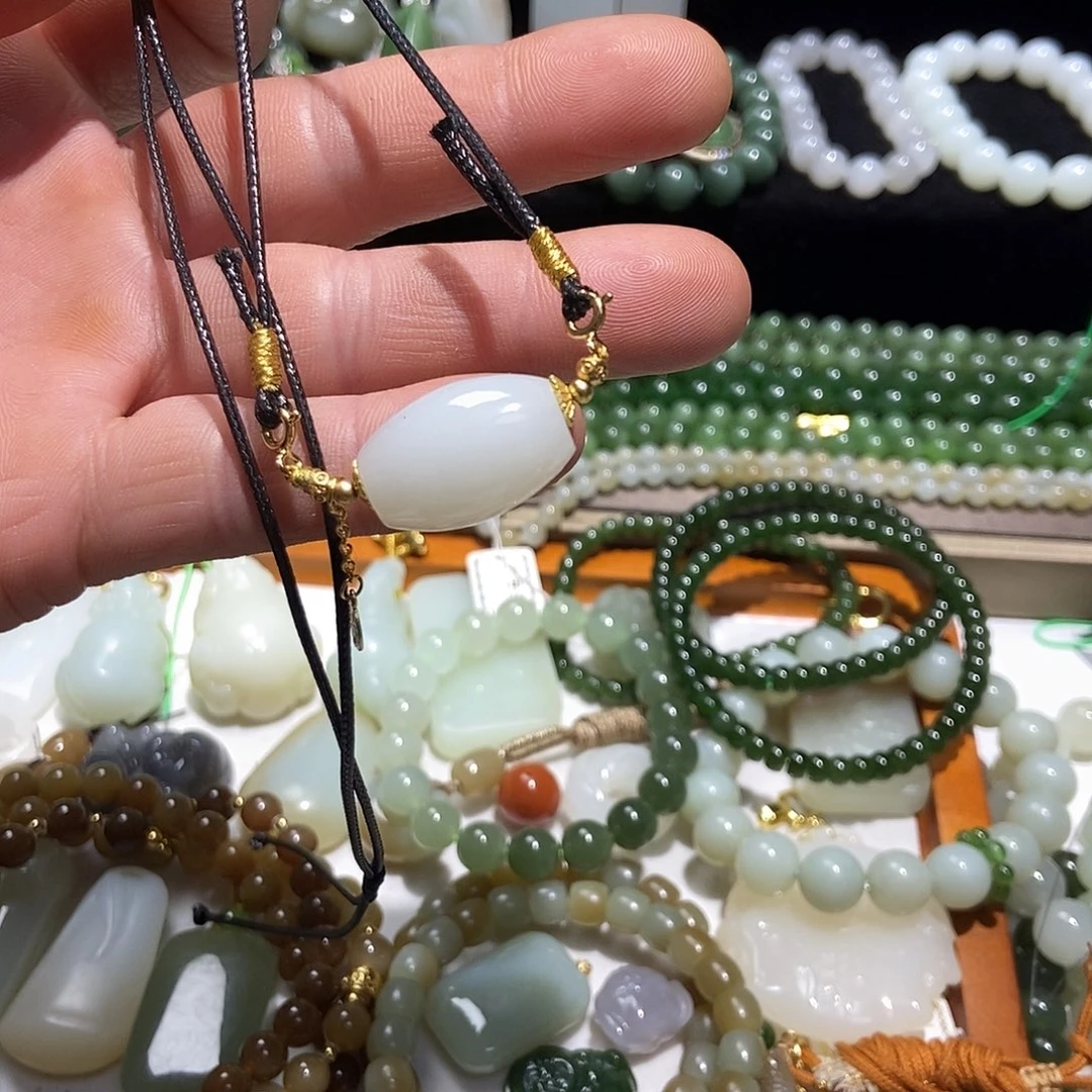 和田玉未镶嵌手链俄白羊脂玉