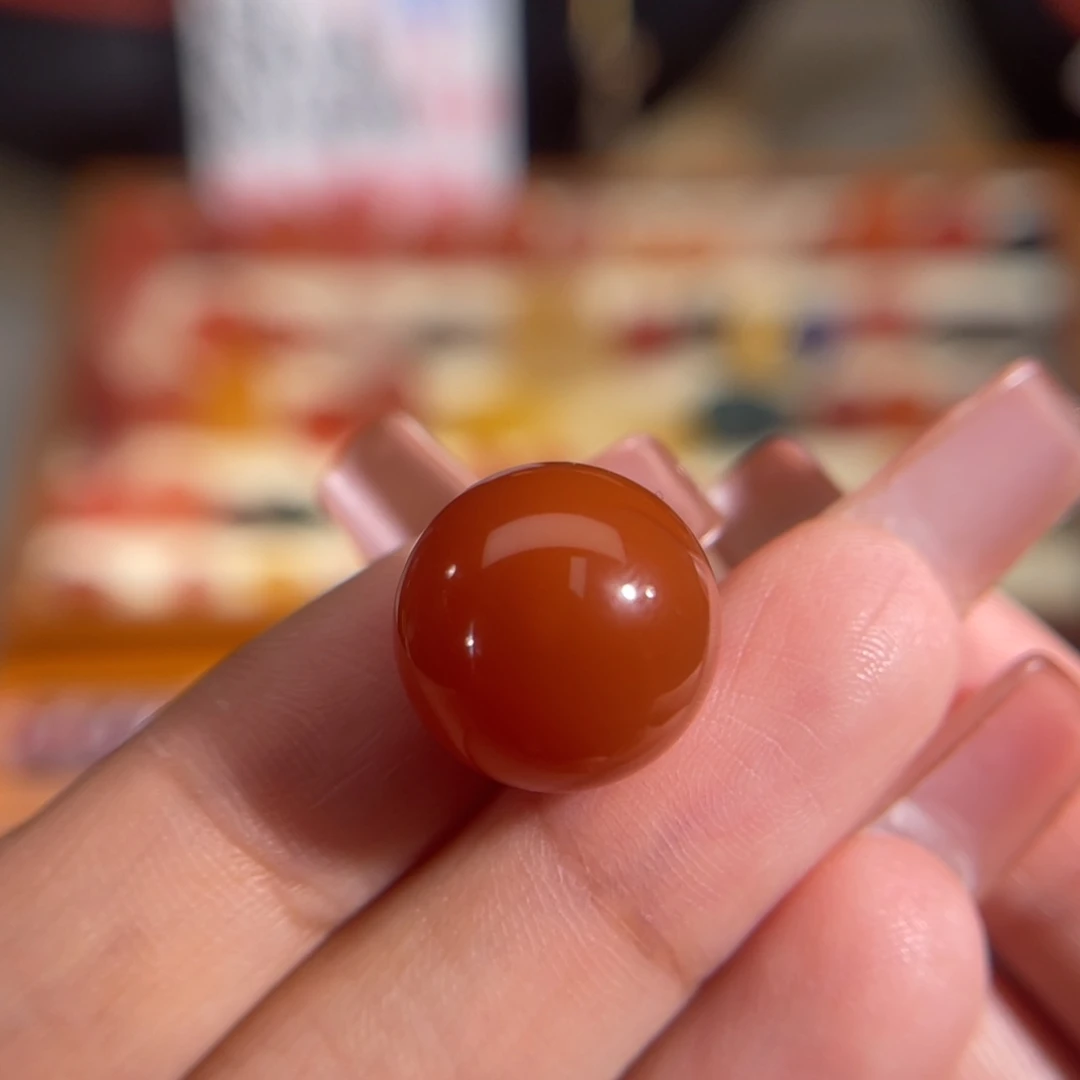 南红玛瑙未镶嵌圆珠 14.7mm