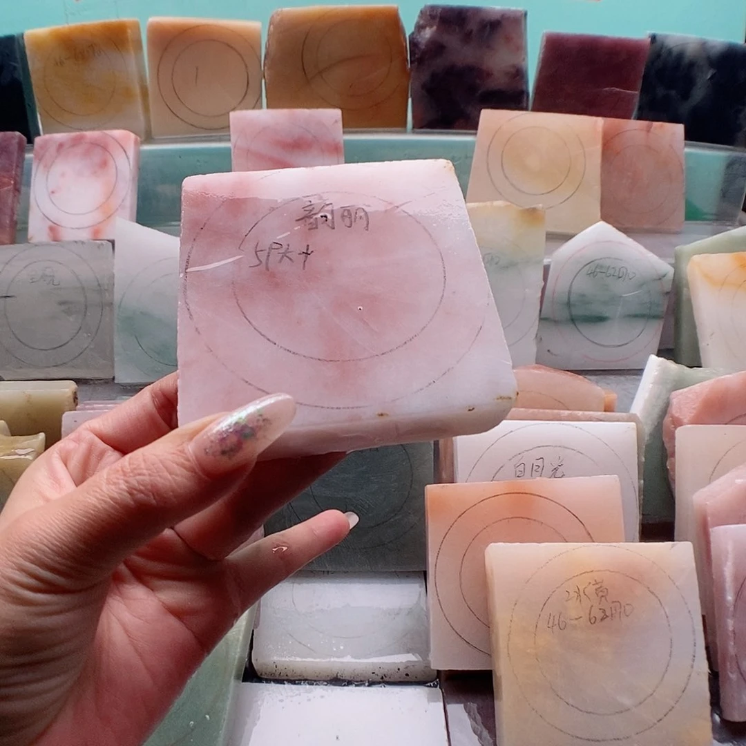 石英质玉（金丝玉）手镯未镶嵌手镯定制