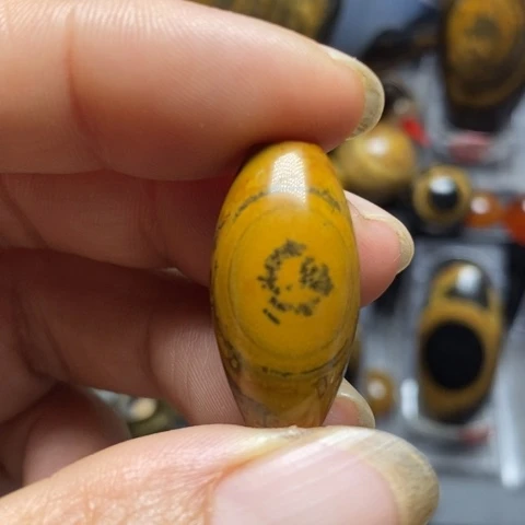 未镶嵌玛瑙/玉髓珠宝奇石