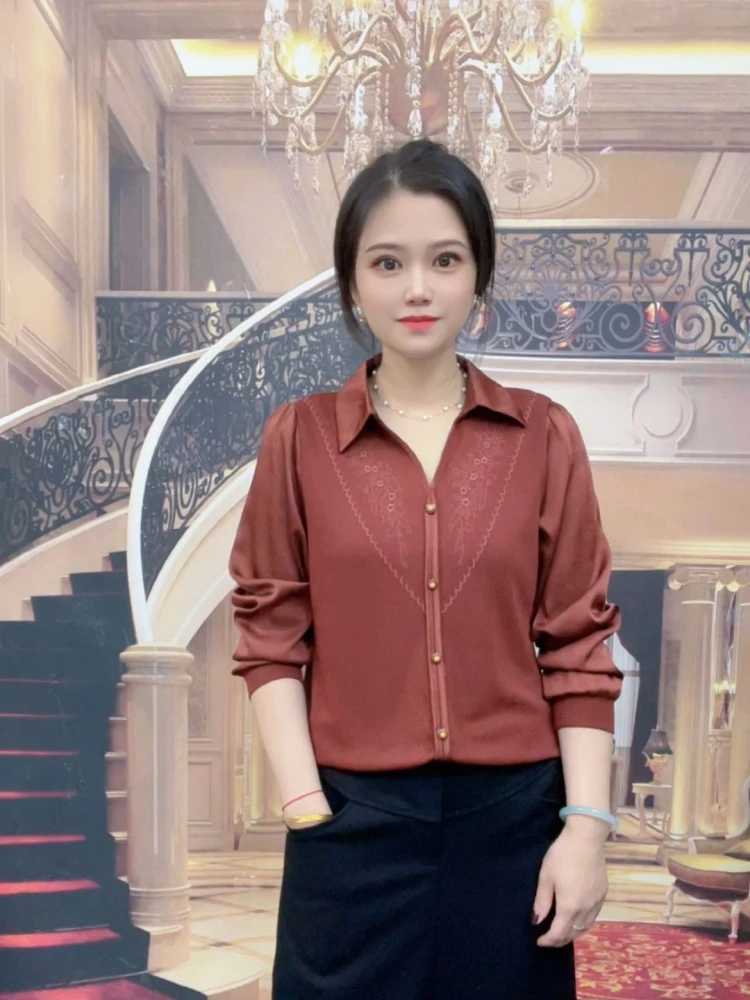 妈妈秋装2025新款洋气打底小衫气质早秋中老年女装薄款T恤上衣服