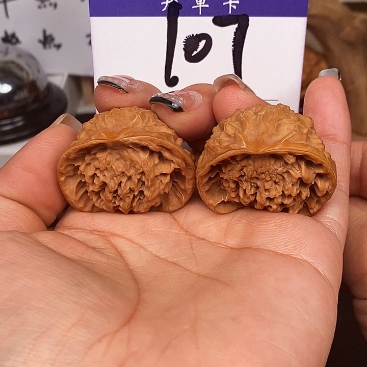 桃核吊坠蛇头38有修s