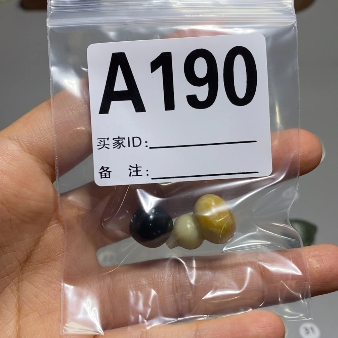 蛇纹石玉未镶嵌颈饰0**0