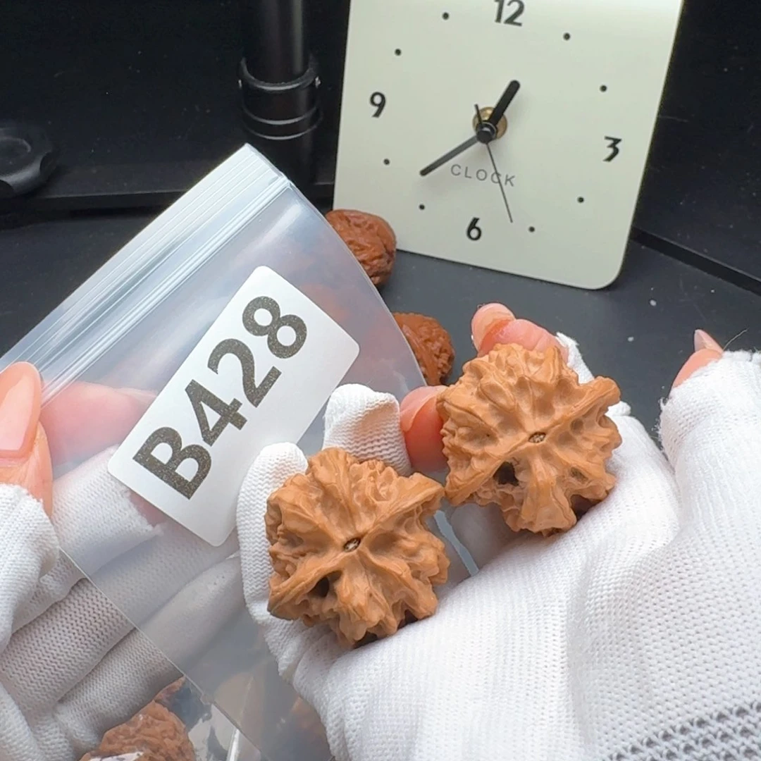 把件文玩核桃39磐石B428