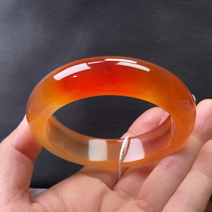 玛瑙/玉髓未镶嵌手镯58圈口