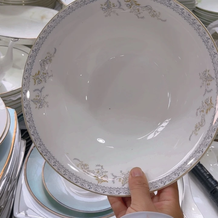 瓷片九寸汤碗两个微瑕