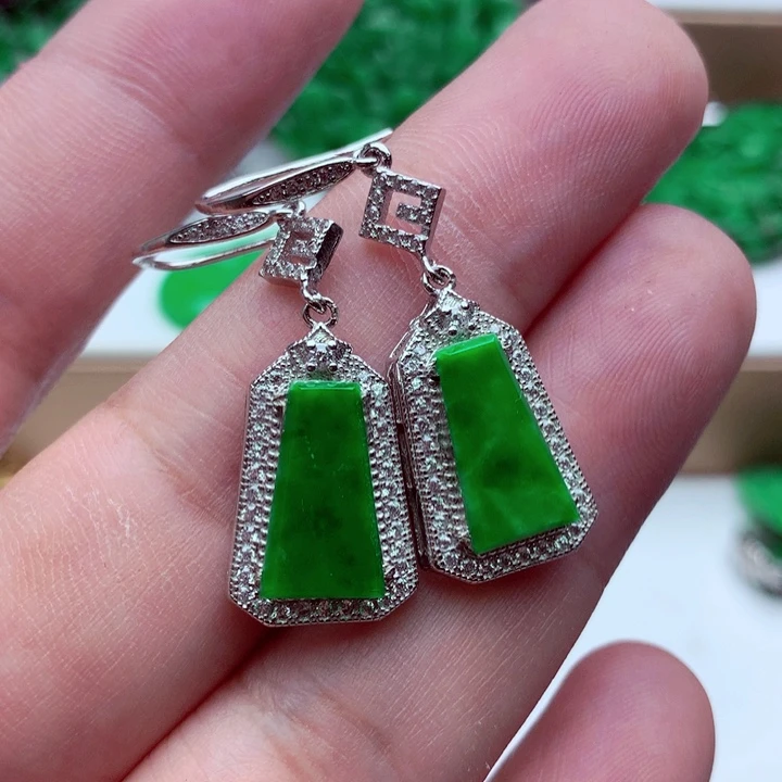 翡翠未镶嵌耳饰耳饰