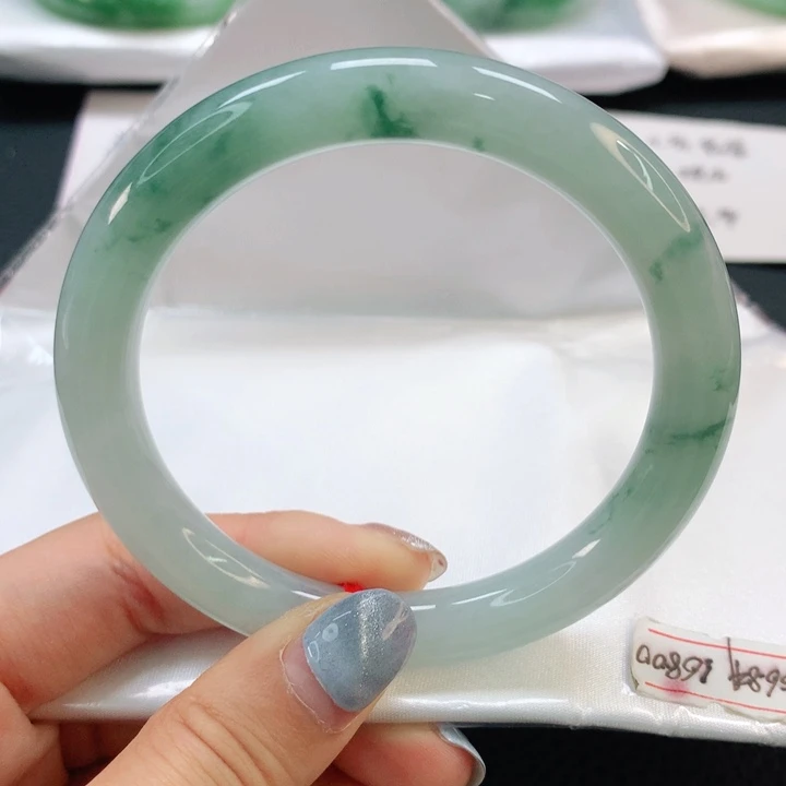 翡翠手镯未镶嵌翡翠手镯56.5圆