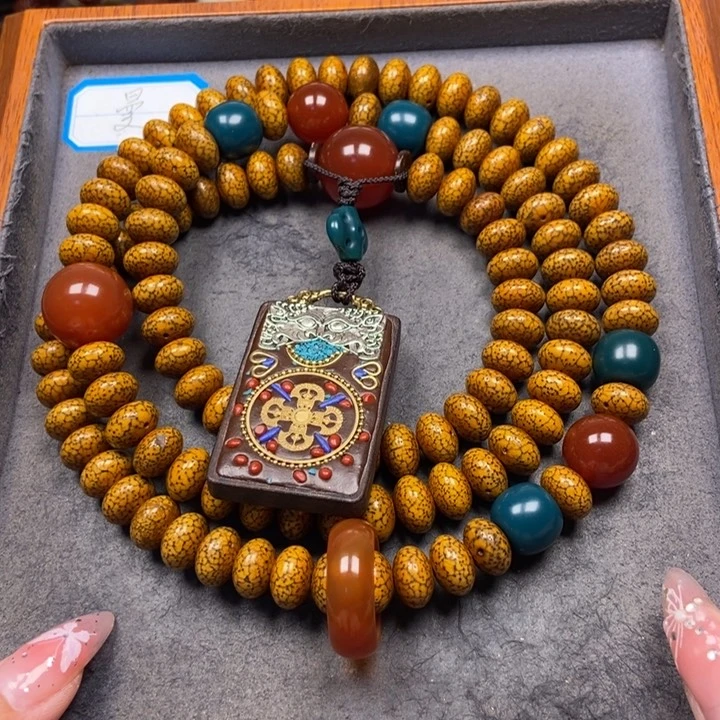 星月菩提吊坠菩提