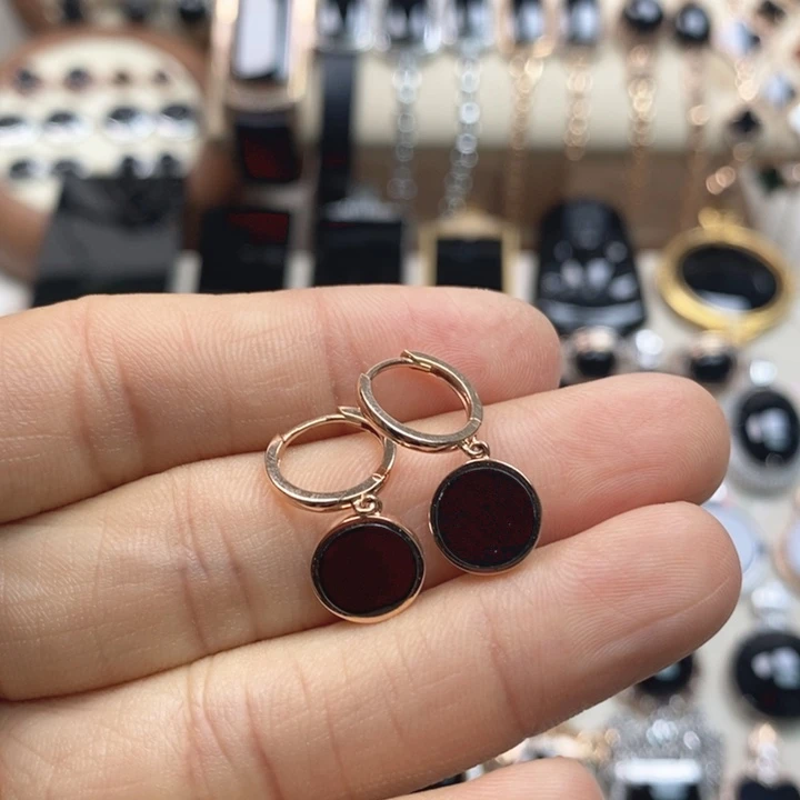 翡翠18K金镶嵌耳饰