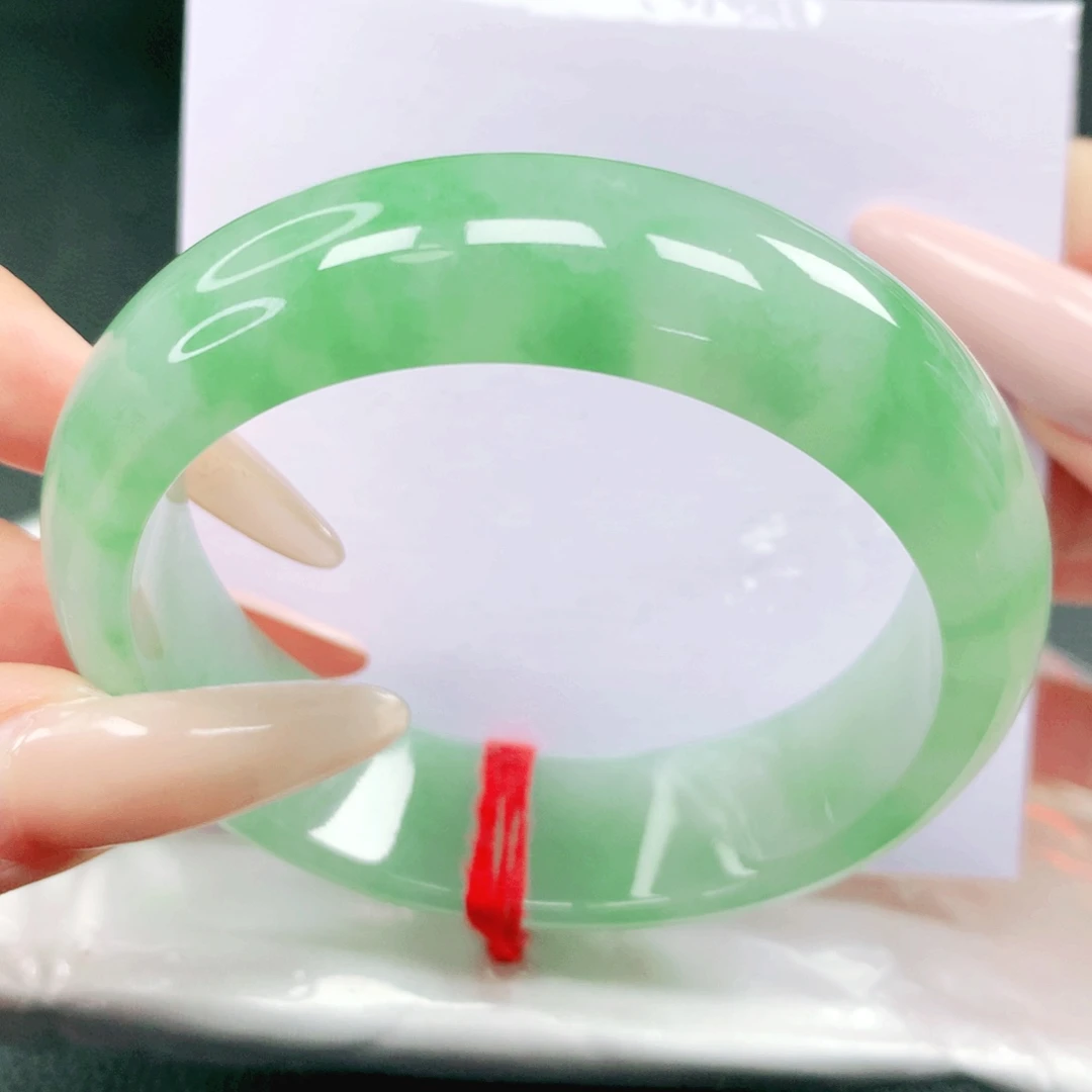 翡翠未镶嵌手镯57