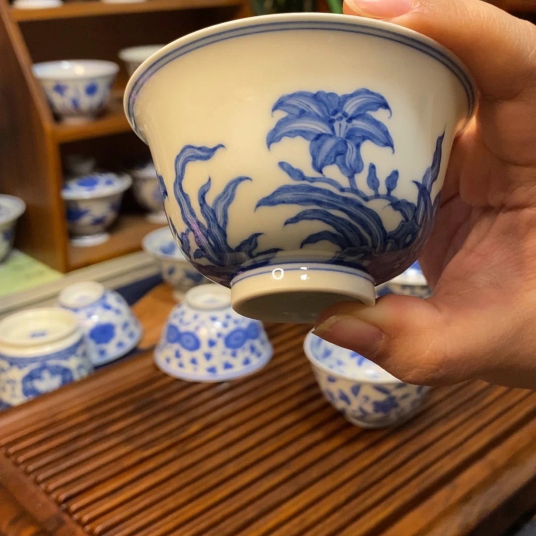 青炎亚飞百合大杯