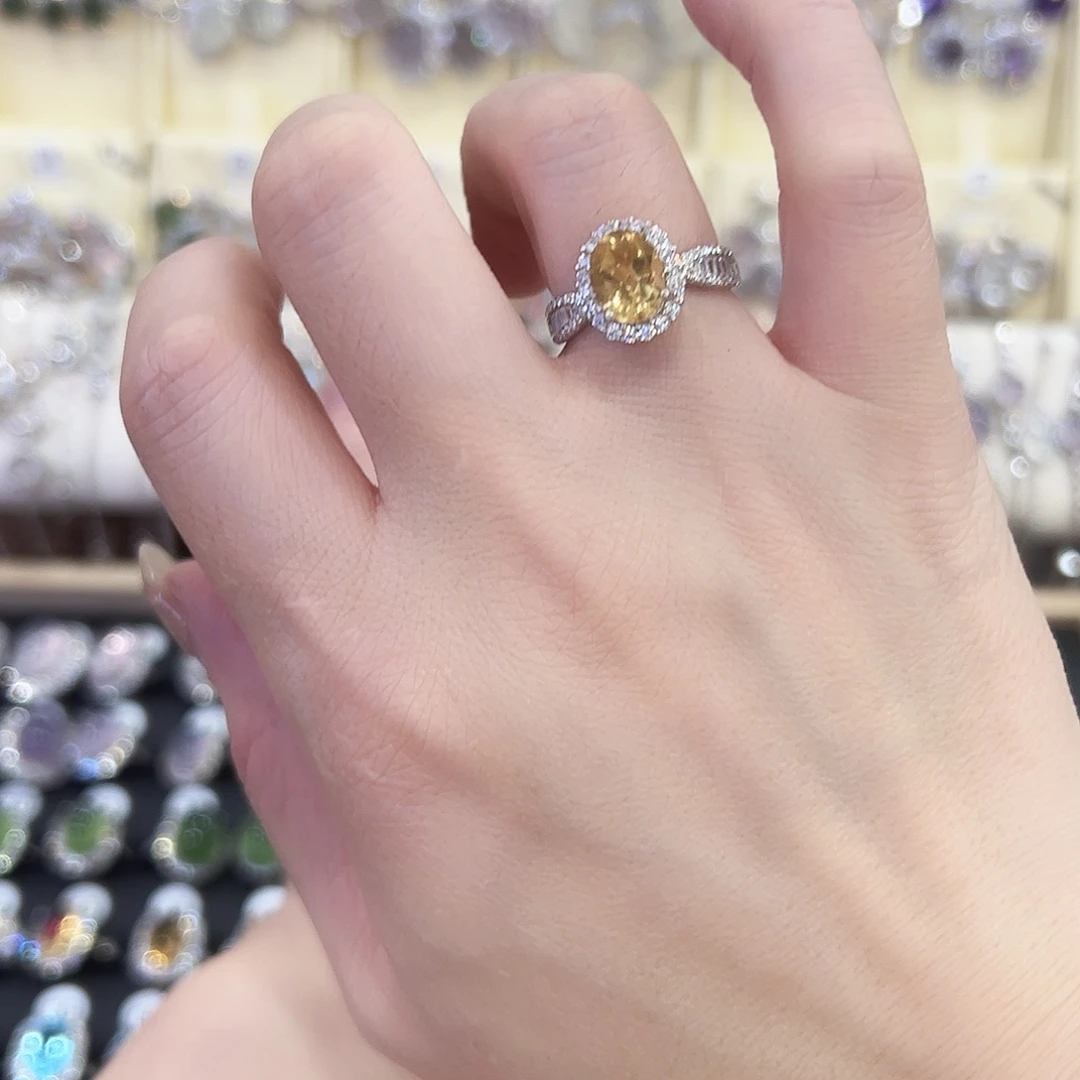 银S925镶嵌戒指黄晶