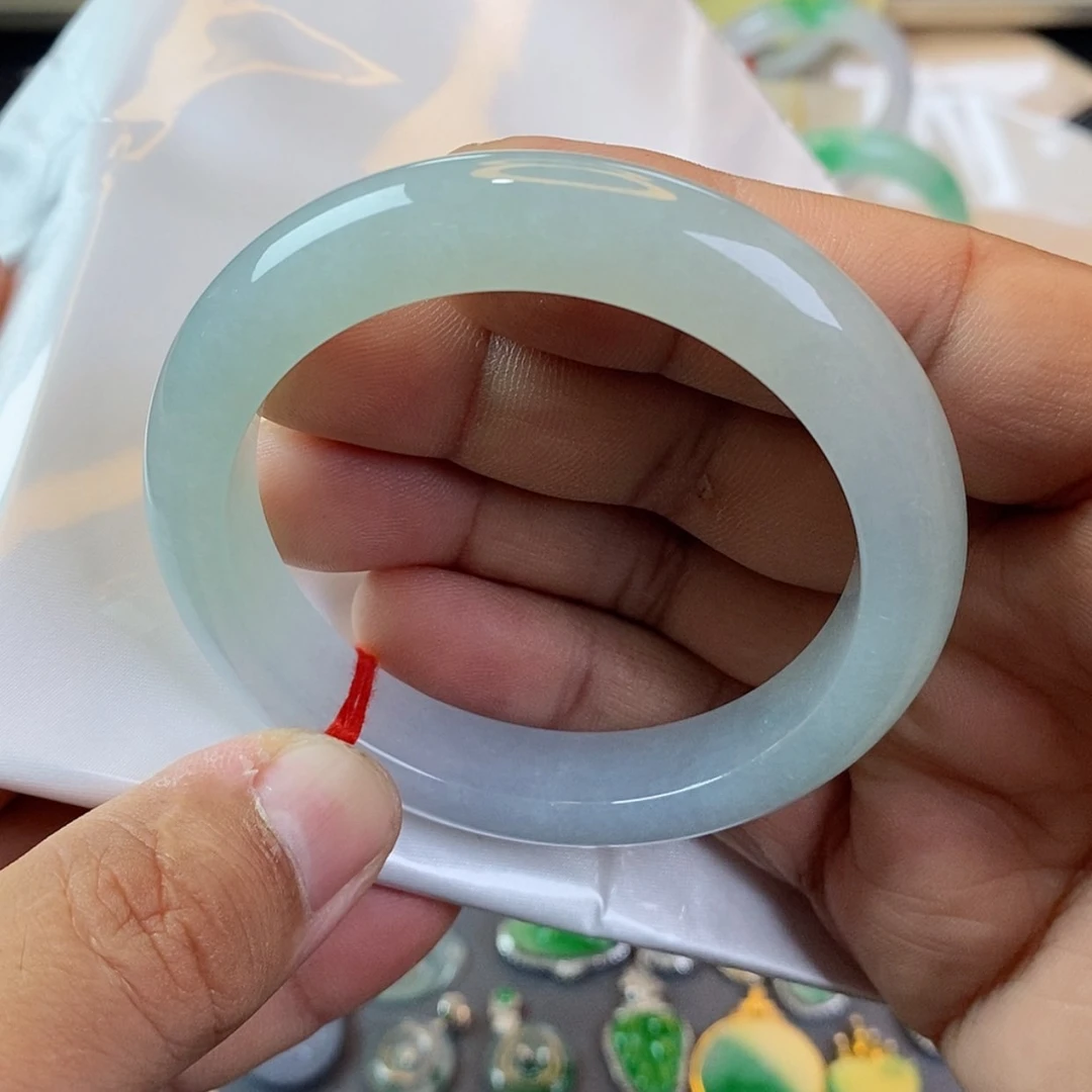 【闪购商品】未镶嵌手镯翡翠