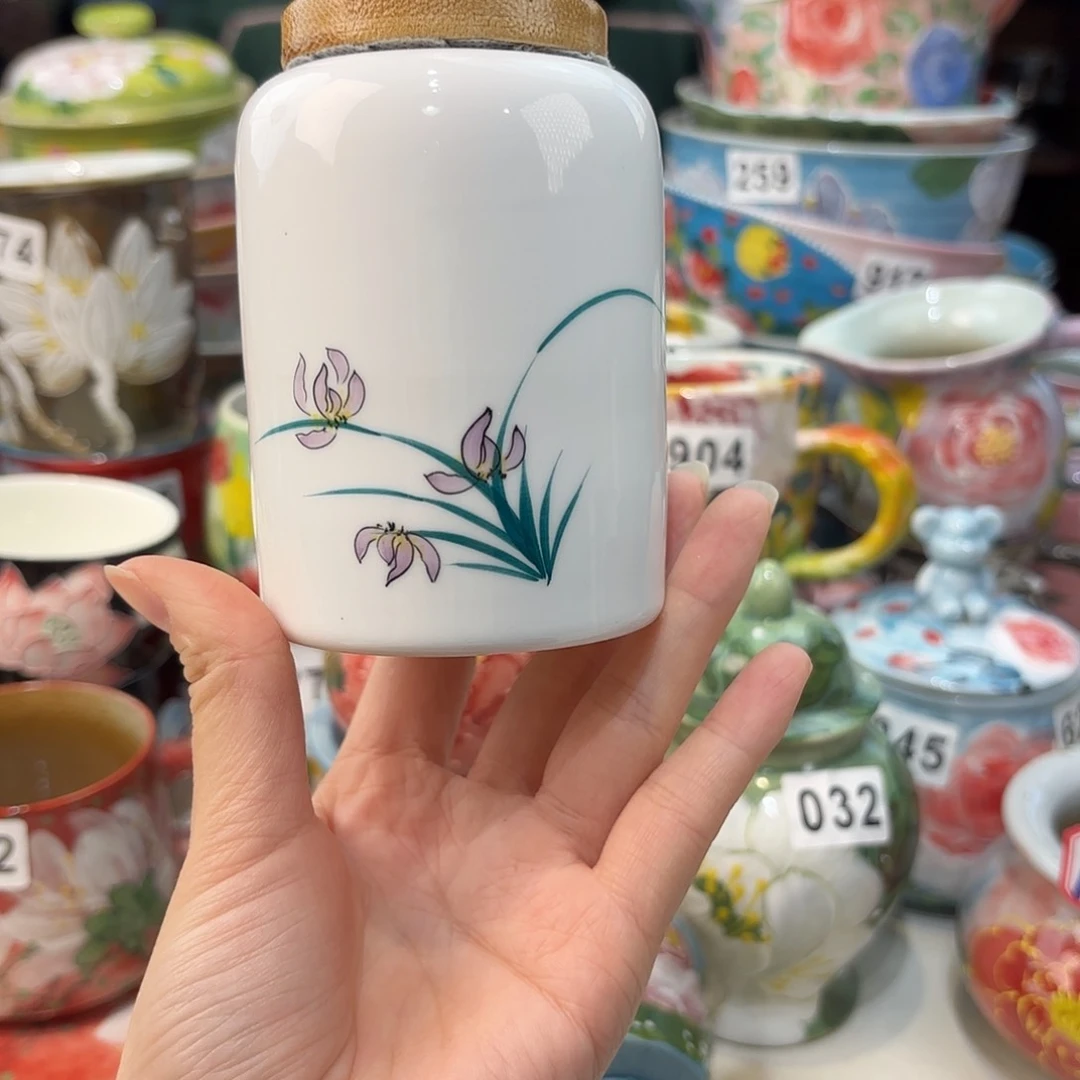 瓷片兔兔好可爱啊我
